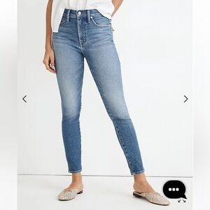 Madewell 10” High Rise Skinny Crop